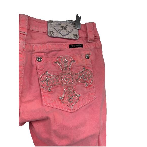Miss Me Hot Corral Pink Bling Rhinestone Cross Pocket Bermuda Shorts Womens 30 - Picture 2 of 14